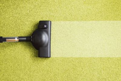Как да почистваме и поддържаме килимите и пътеките си